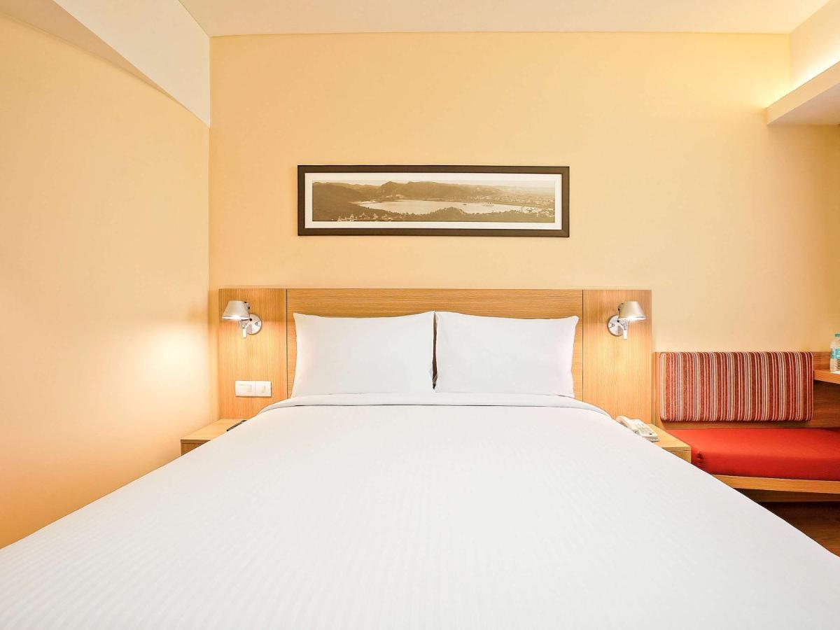 Hotel Ibis Bengaluru Hosur Road - An Accor Brand Extérieur photo