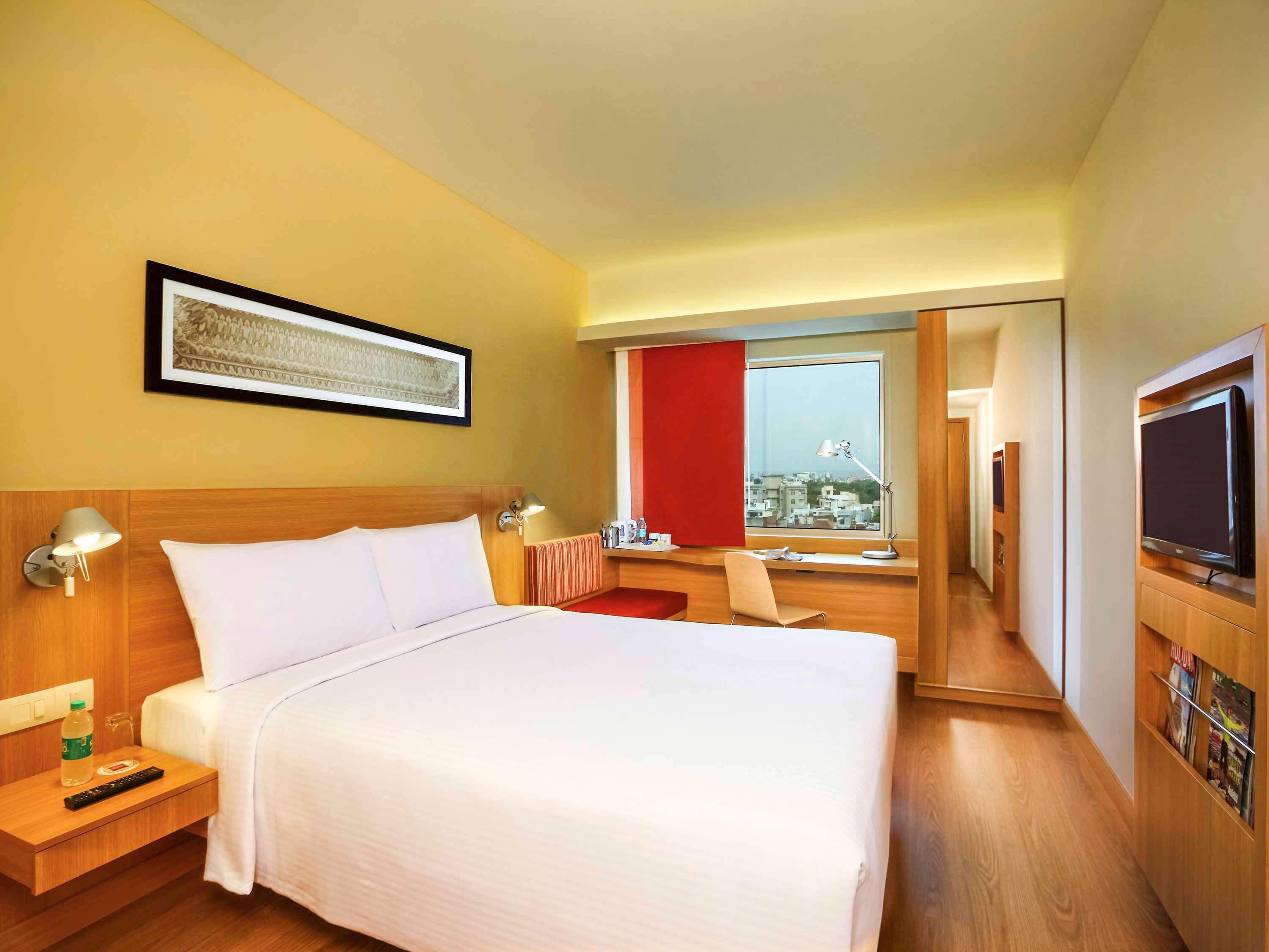 Hotel Ibis Bengaluru Hosur Road - An Accor Brand Extérieur photo