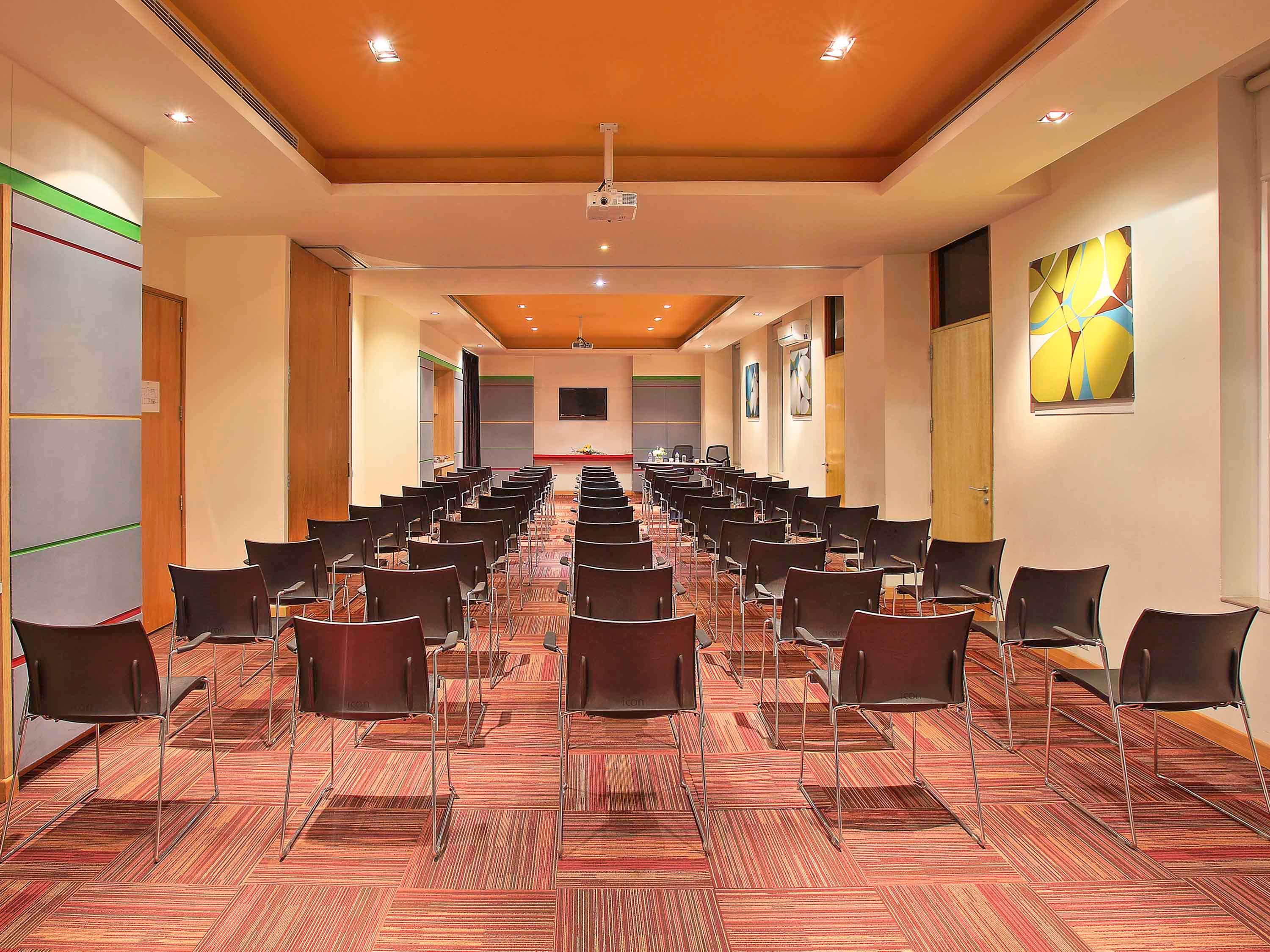 Hotel Ibis Bengaluru Hosur Road - An Accor Brand Extérieur photo