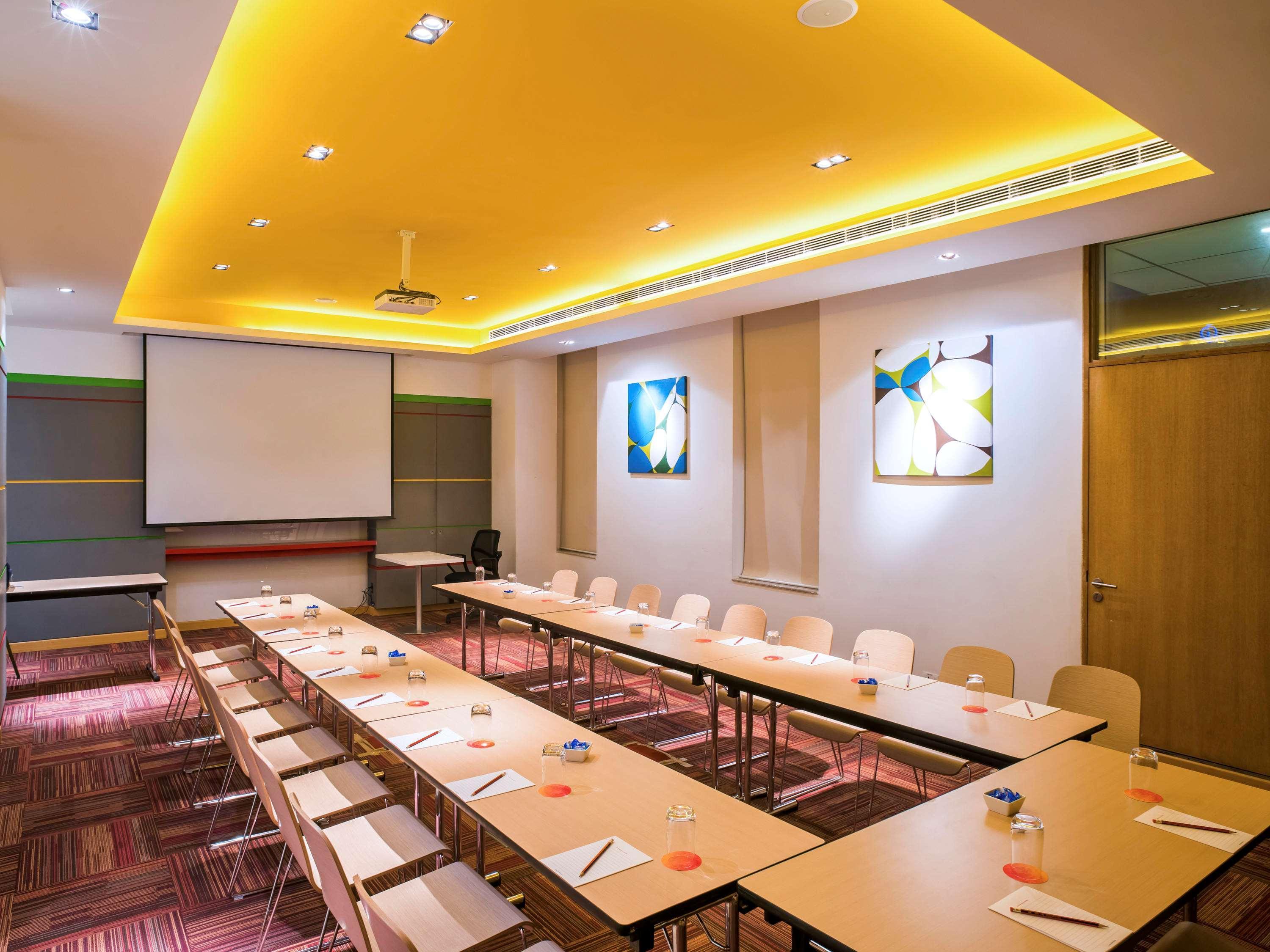 Hotel Ibis Bengaluru Hosur Road - An Accor Brand Extérieur photo