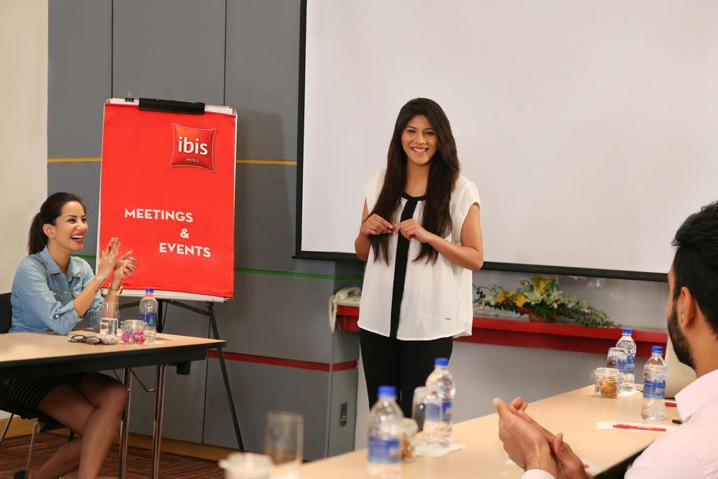 Hotel Ibis Bengaluru Hosur Road - An Accor Brand Extérieur photo