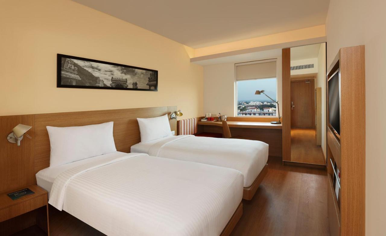 Hotel Ibis Bengaluru Hosur Road - An Accor Brand Extérieur photo